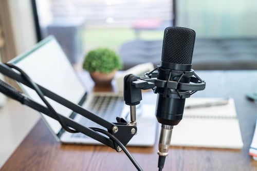 Breakfast Table HR Stories – Thriving in Family Business